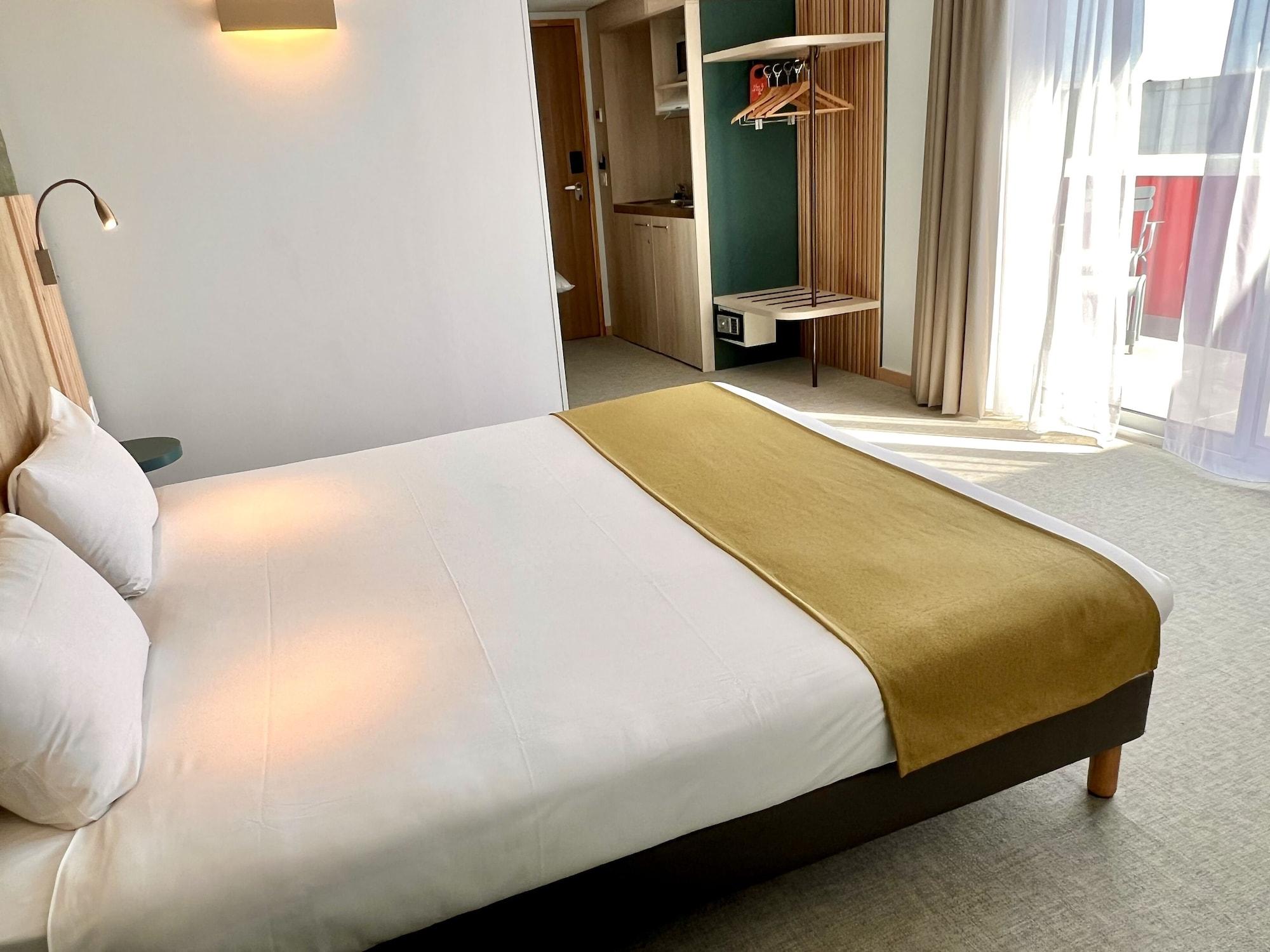 The Originals City, Hotel Le Puech, Нарбон Екстериор снимка