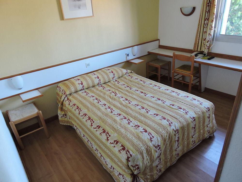 The Originals City, Hotel Le Puech, Нарбон Екстериор снимка